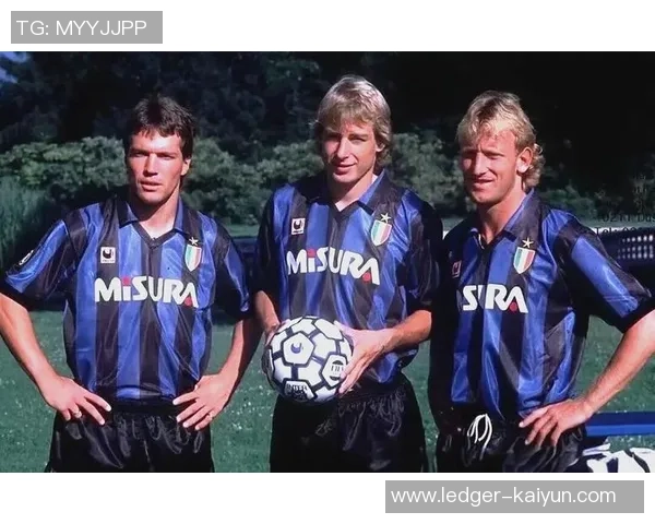 足球球星的辉煌历程与成就分析探索全球顶级球员的影响力与未来发展